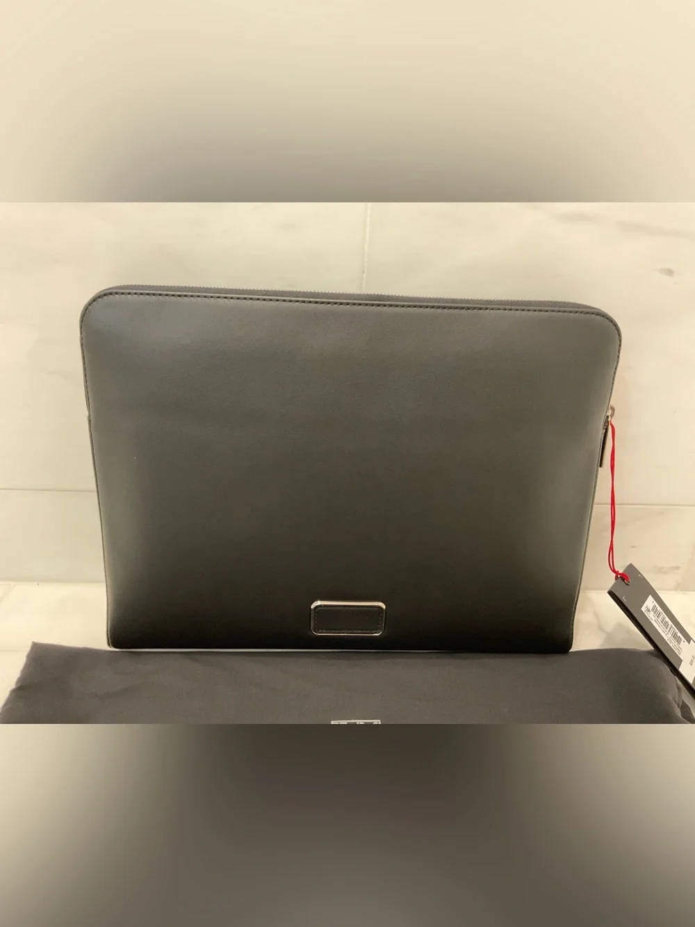NEW Tumi Belden 13.5” LEATHER Zip Top Laptop Sleeve Bag - BLACK w/ GUNMETAL